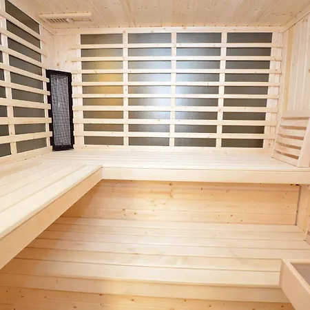 Holiday home Gorgeous In With Sauna